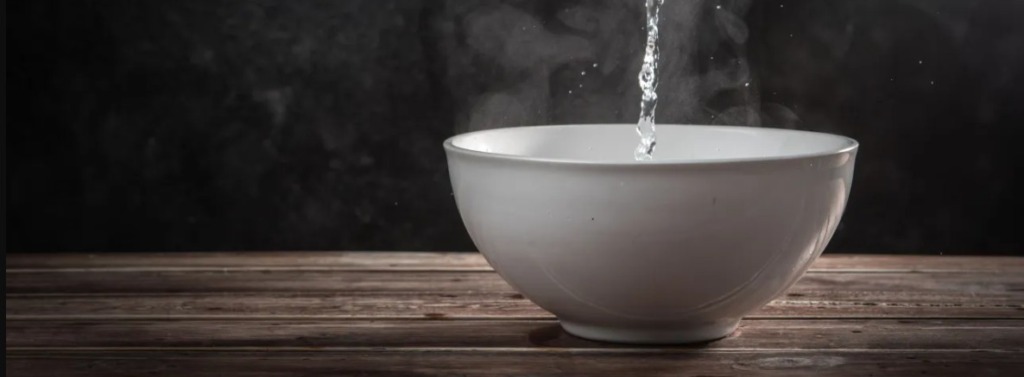 バナナを50度のお湯につける